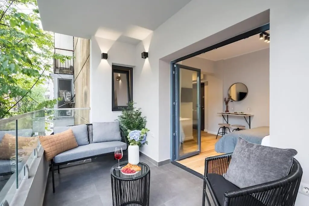 Amazing Terrace Bright Studio - Amzei Square Bucharest Romania