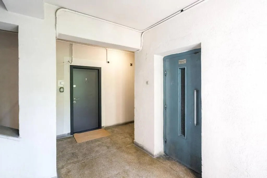 Amazing Terrace Bright Studio - Amzei Square Bucharest Apartment