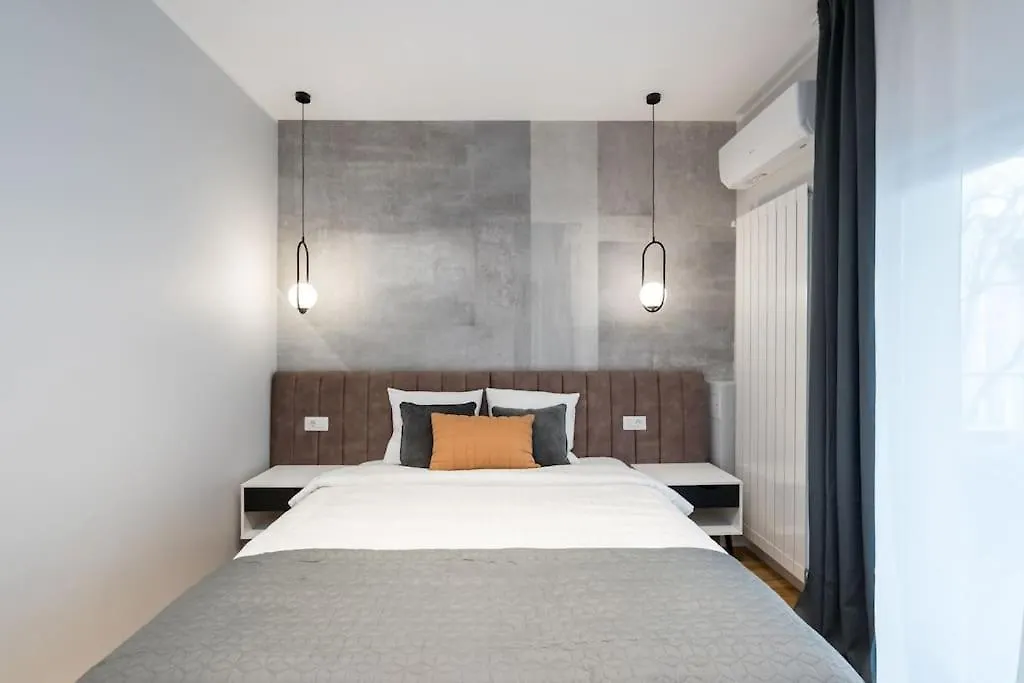 Amazing Terrace Bright Studio - Amzei Square Bucharest