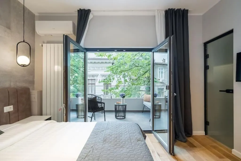 Amazing Terrace Bright Studio - Amzei Square Bucharest Romania